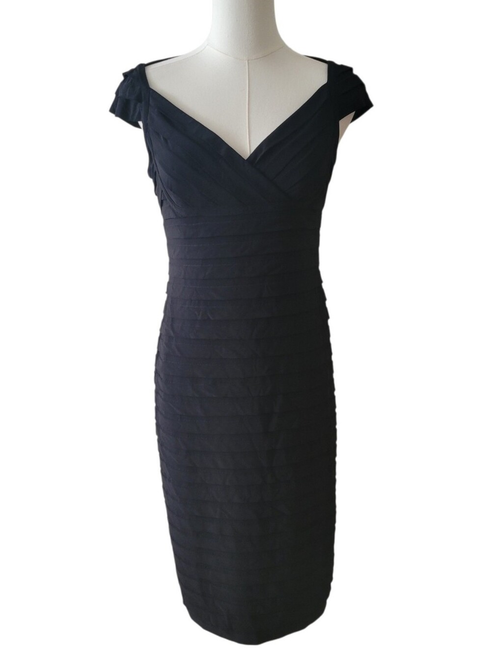 Adrianna Papell‎ Black Sleeveless Bandage Dress Size 6